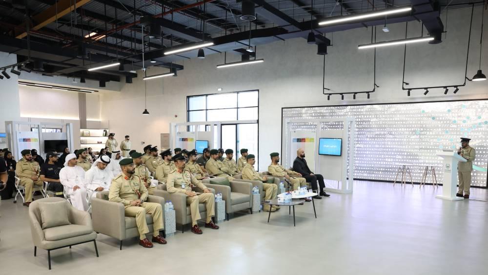 شرطة دبي تُطلق دبلوم الابتكار والبحث والتطوير