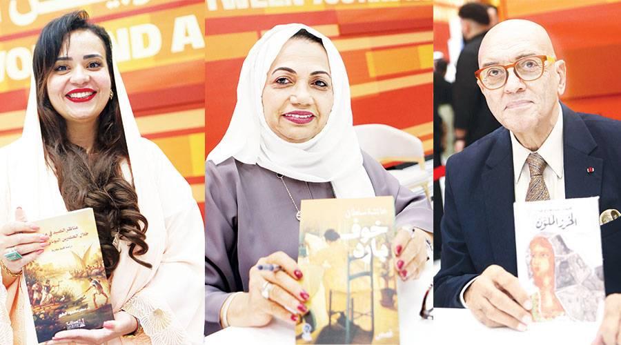 49 كتاباً في ركن التواقيع