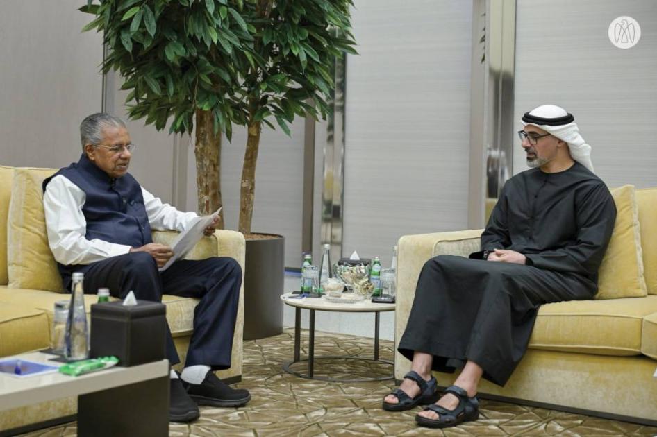 خالد بن محمد بن زايد يلتقي كبير وزراء ولاية كيرلا الهندية (فيديو)