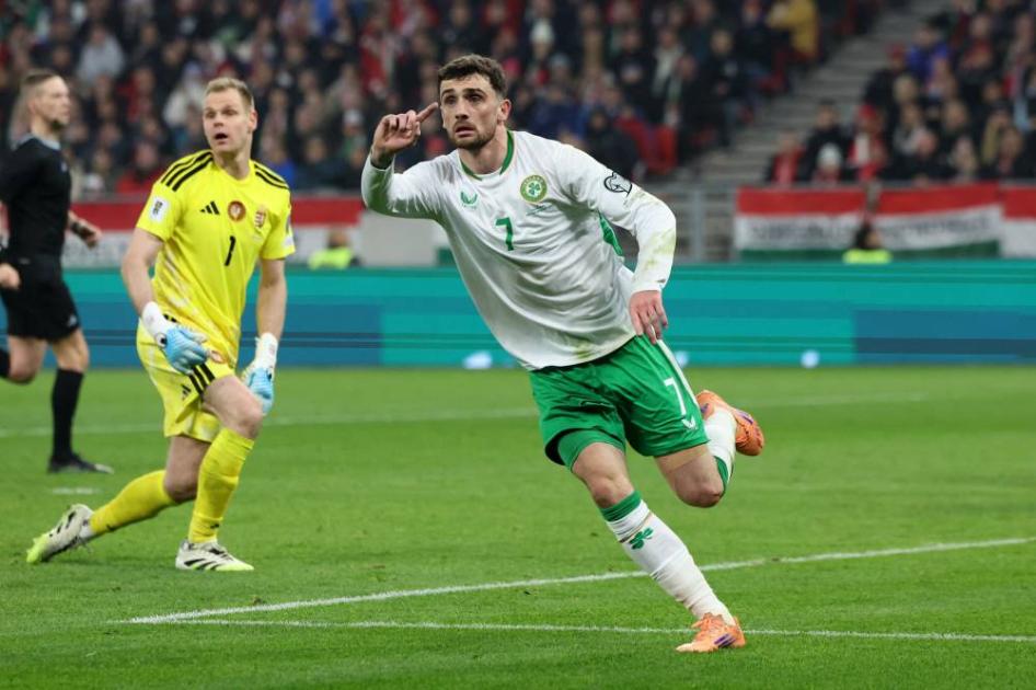 «رونالدو إيرلندا» يبكي بعد تسجيله ثلاثة أهداف