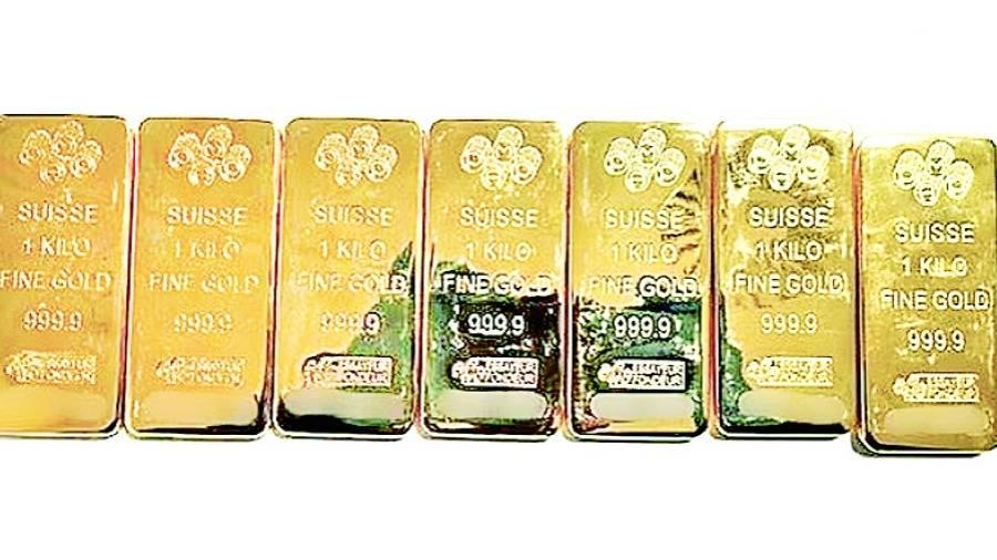 الذهب يواصل تراجعه أمام قوة الدولار إلى 4010 دولارات للأوقية