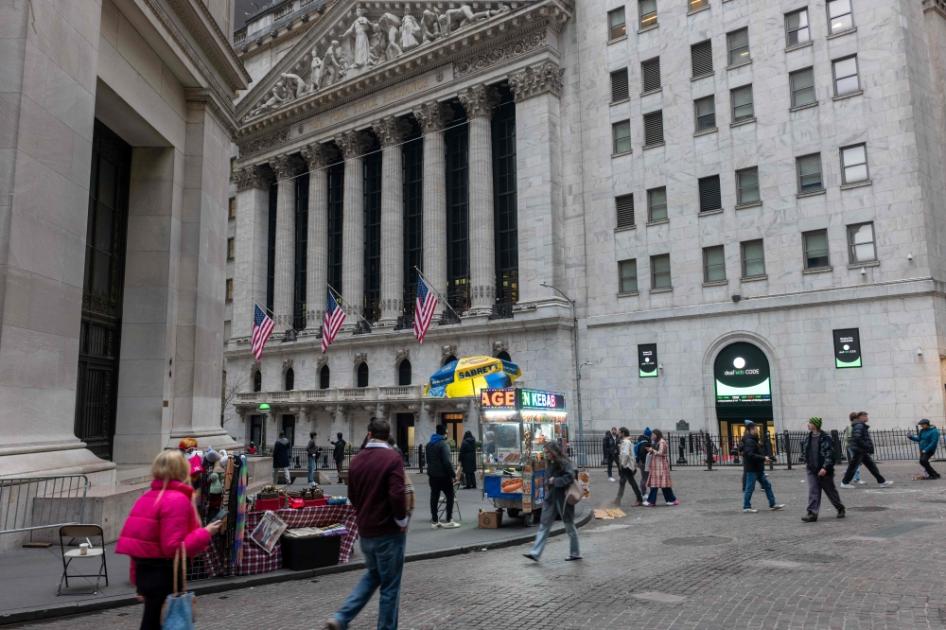 الذكاء الاصطناعي في أسبوع.. عودة «غوغل» والتعايش مع الفقاعة