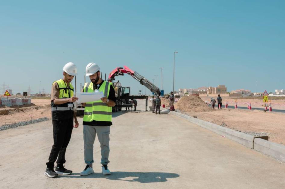 كهرباء الشارقة تركّب 3,650 عمود إنارة وتنفّذ 32,432 عملية صيانة