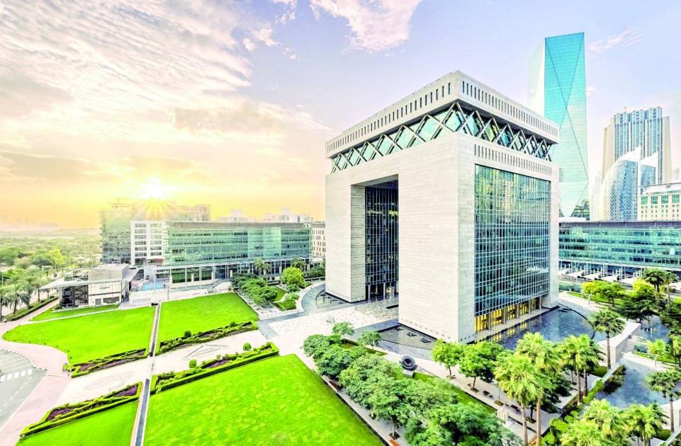 خبراء صناديق تحوّط بريطانيون يبحثون عن وظائف في دبي