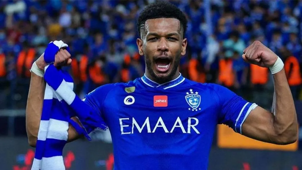 «مستفز ميسي ورونالدو».. هل يرحل علي البليهي عن الهلال رغم تجديد عقده رسمياً ؟ (فيديو)