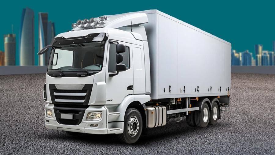 بدءاً من الغد.. تطبيق الحظر الدائم للشاحنات على شارعي E10 وE11 في أبوظبي