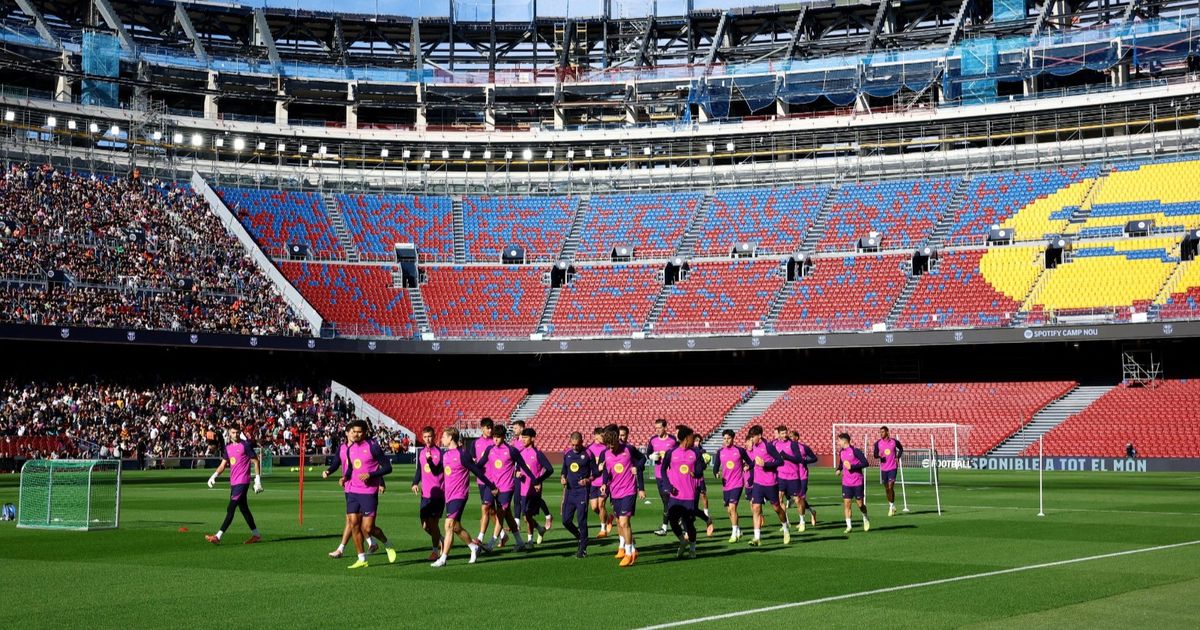 عودة برشلونة إلى كامب نو تعيد الحياة لسكان كتالونيا بعد ركود