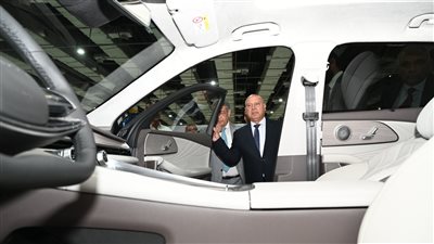 تحت رعاية الرئيس السيسي.. وزير الصناعة يتفقد شركات السيارات والأجهزة المنزلية بمعرض MEA Industry
