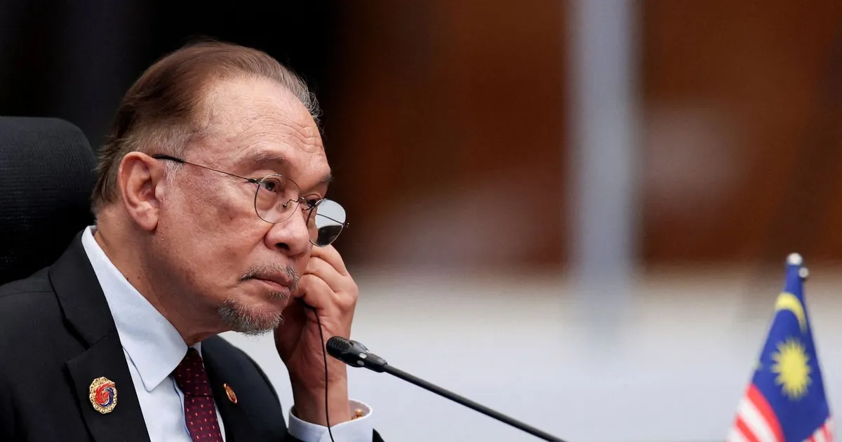 ماليزيا.. انتكاسة لرئيس الوزراء أنور إبراهيم