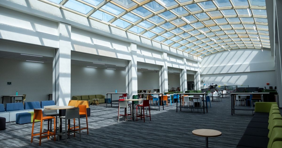 “فاركي القابضة” الإماراتية تسعى لاقتراض 400 مليون دولار