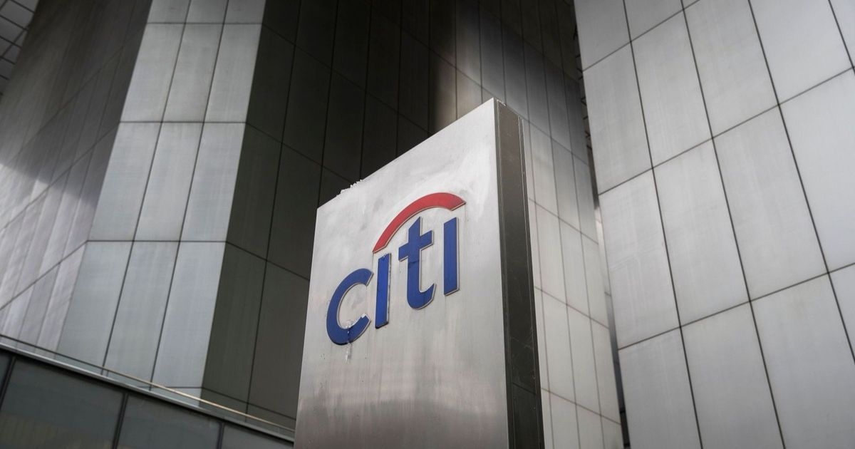 بوتين يوافق على بيع بنك “سيتي غروب” في روسيا