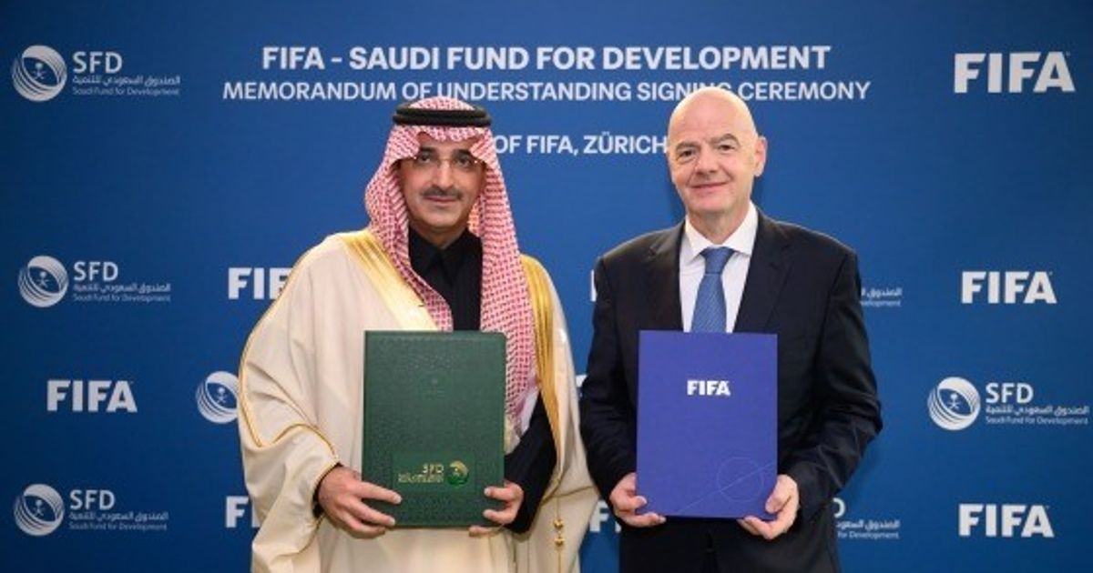 شراكة بين السعودية وفيفا لدعم الرياضة في الدول النامية