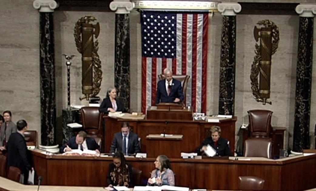 مجلس النواب يقر قانون تمويل الحكومة وإنهاء الإغلاق الأطول في تاريخ أمريكا