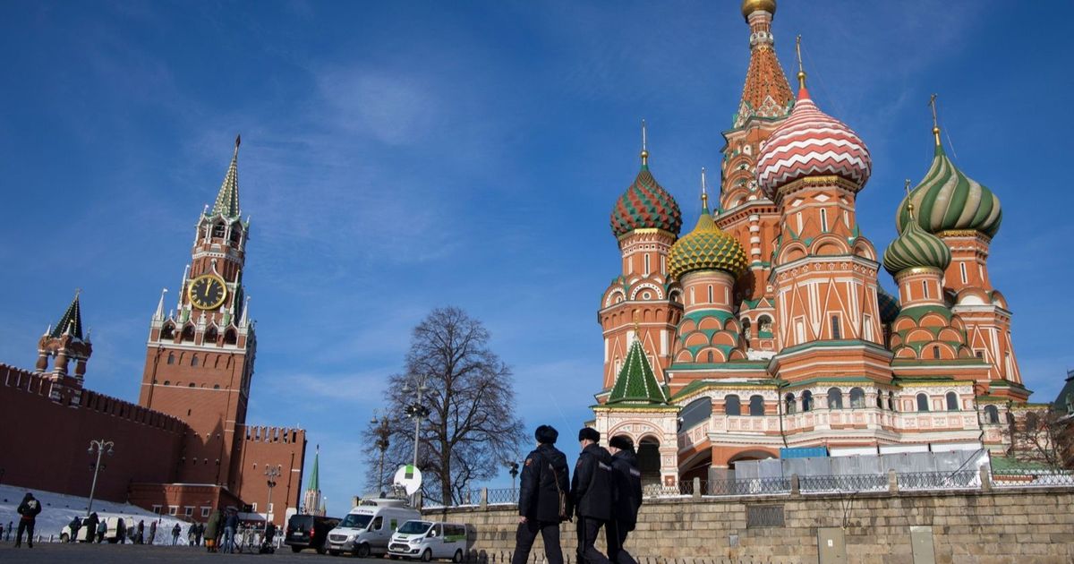 السعودية وروسيا تقتربان من اتفاق للإعفاء من التأشيرات السياحية