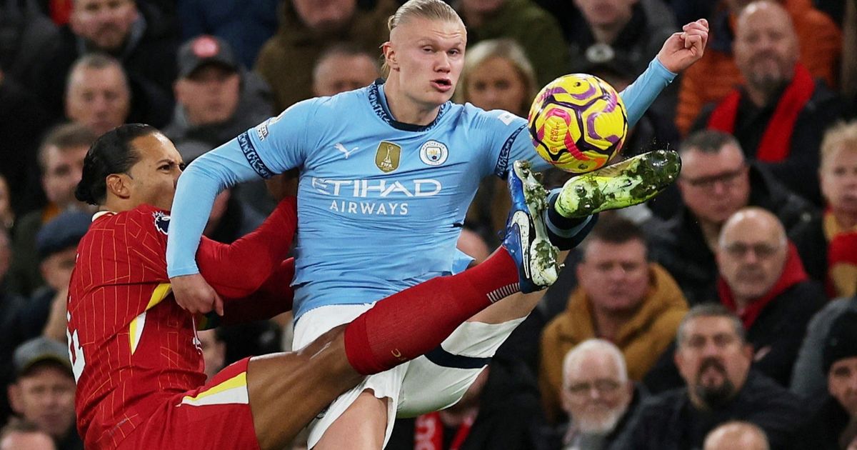 هل ينجح هالاند في التفوق على فيرجيل فان دايك وتسجيل هدفين؟