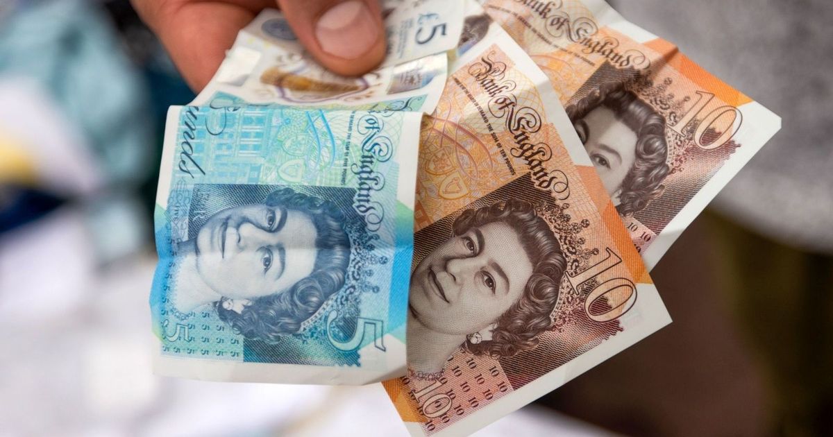 ستيفن جين: الإسترليني قد يتراجع مع بلوغ الضرائب مستوى حرجاً