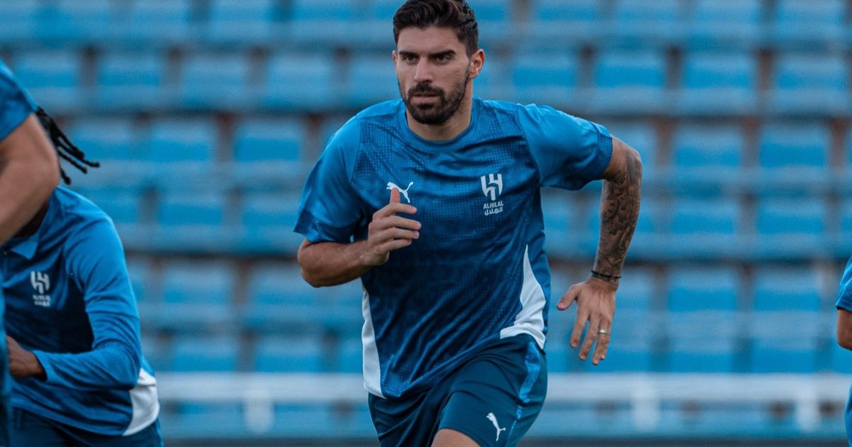 الرياضية: الهلال يتوصل لاتفاق لتجديد عقد نيفيز حتى 2028