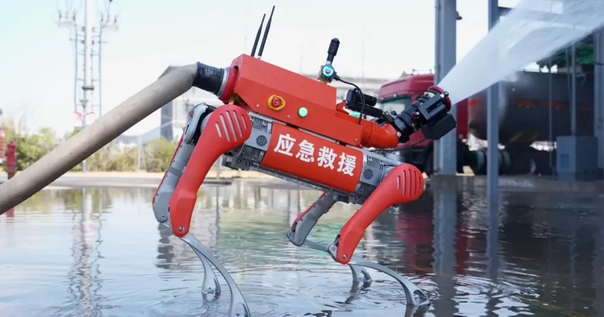 الصين تطلق “الروبوت الكلب” لإطفاء الحرائق وعمليات الإنقاذ