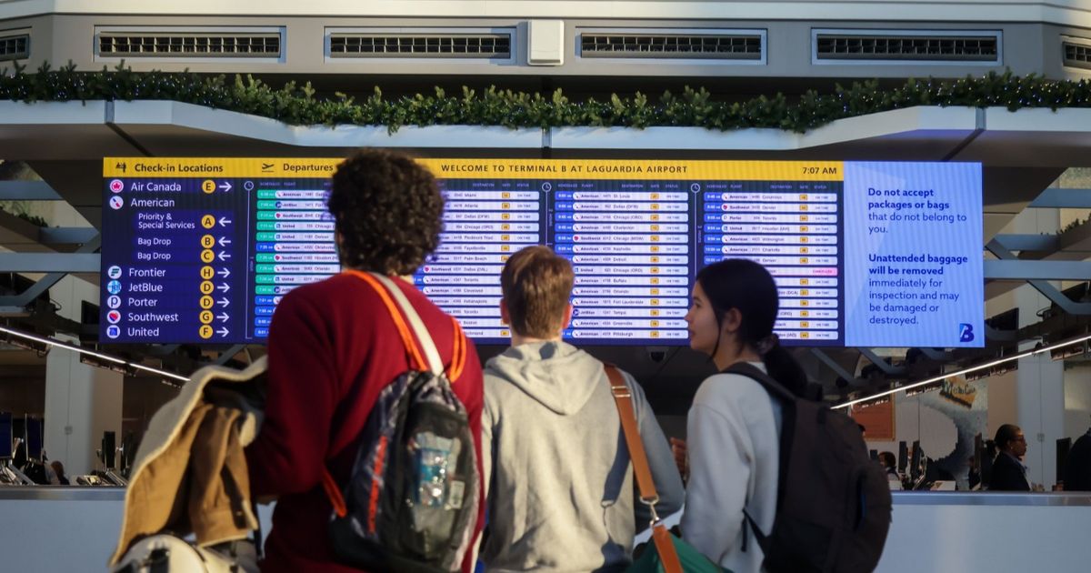 لا نهاية للإغلاق الحكومي الأميركي رغم الجوع وفوضى الصحة والطيران