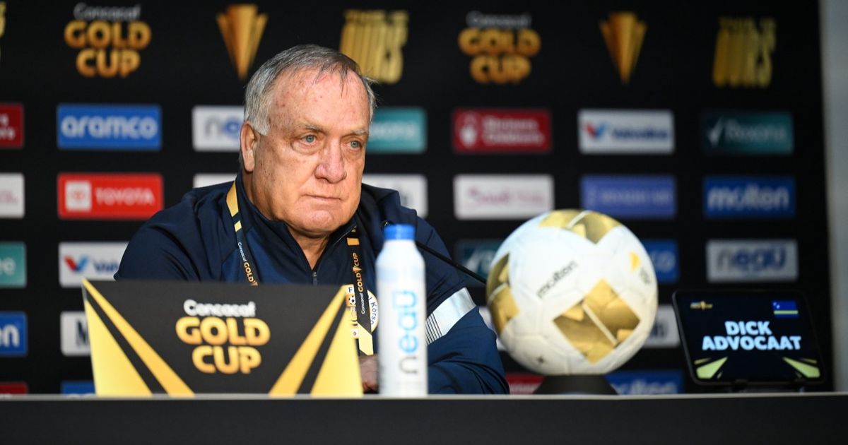 كوراساو عازمة على التأهل لكأس العالم رغم غياب مدربها أدفوكات