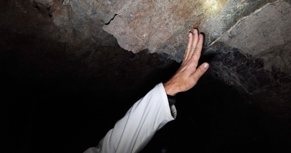 الصين توافق على استئناف تصدير معادن حيوية إلى الولايات المتحدة