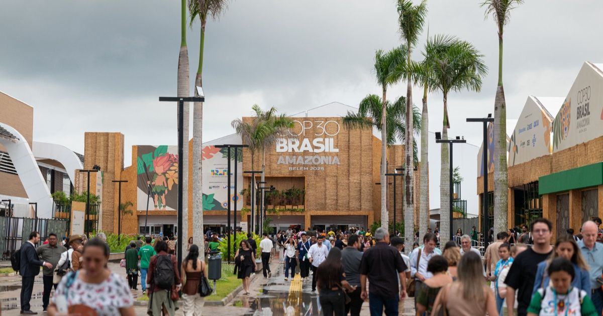 قمة “كوب 30” تختتم أعمالها بالاتفاق على تعزيز خطط المناخ