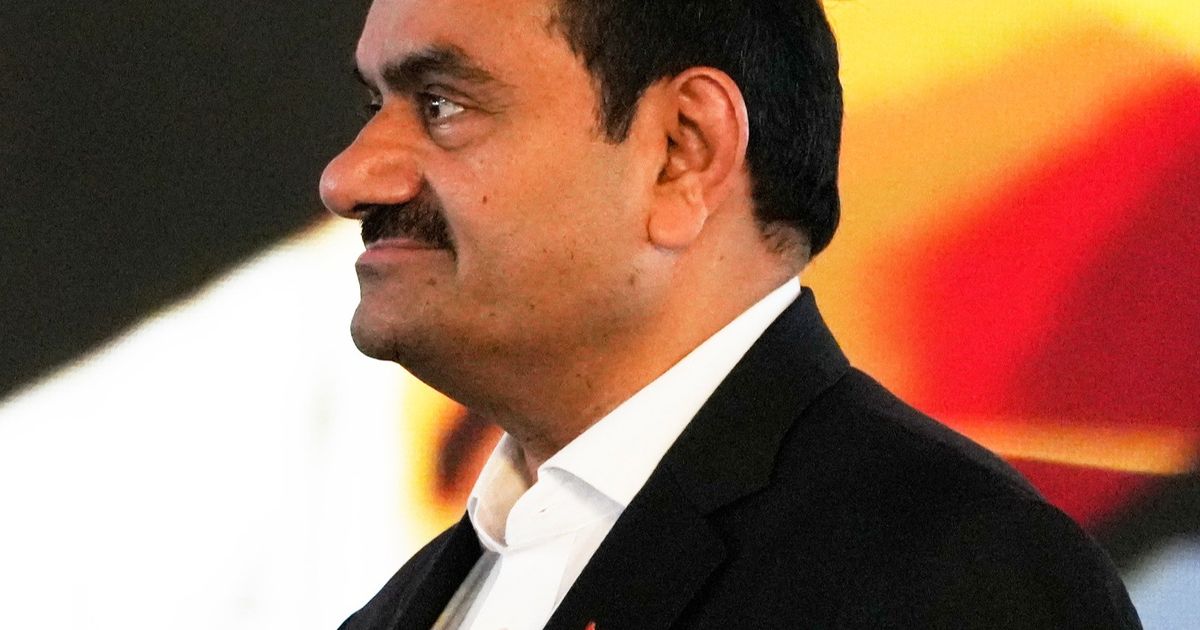 “أداني” تستهدف جمع 3 مليارات دولار لتمويل الإنفاق الرأسمالي