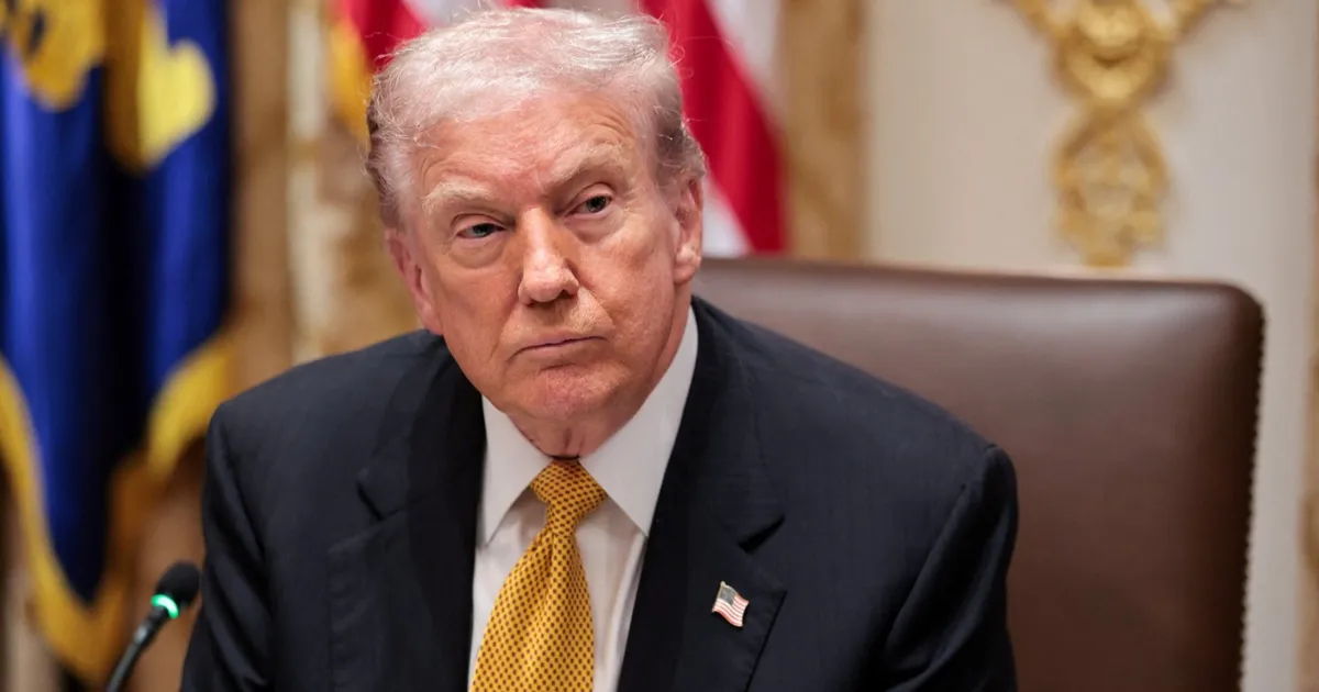 ترامب يوقع على مشروع قانون للإفراج عن ملفات إبستين