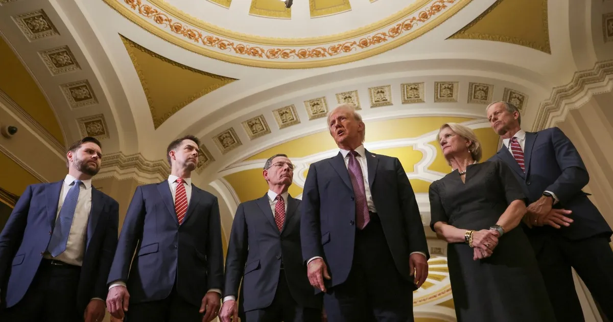 نواب أميركيون من الحزبين يطرحون خطة توافقية لإنهاء الإغلاق