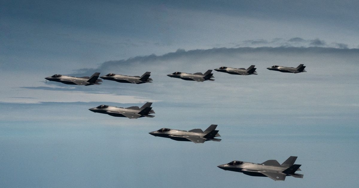 ترمب: سنبيع طائرات “F-35” للسعودية