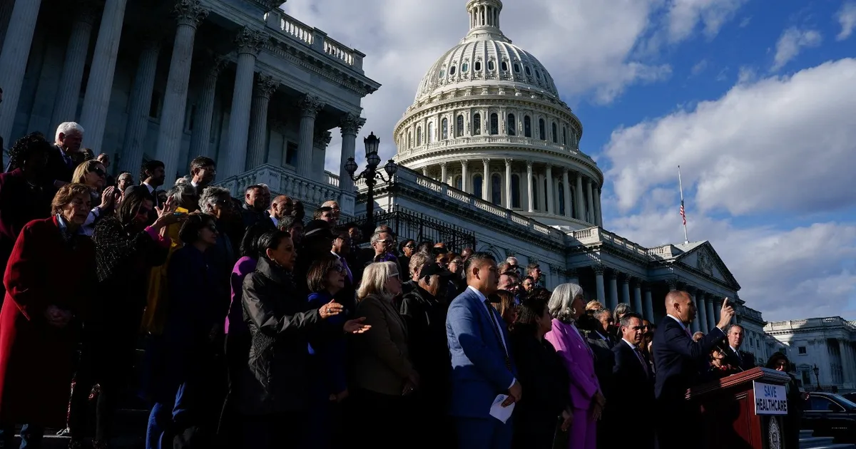 مجلس النواب ينهي أطول إغلاق حكومي في تاريخ أميركا