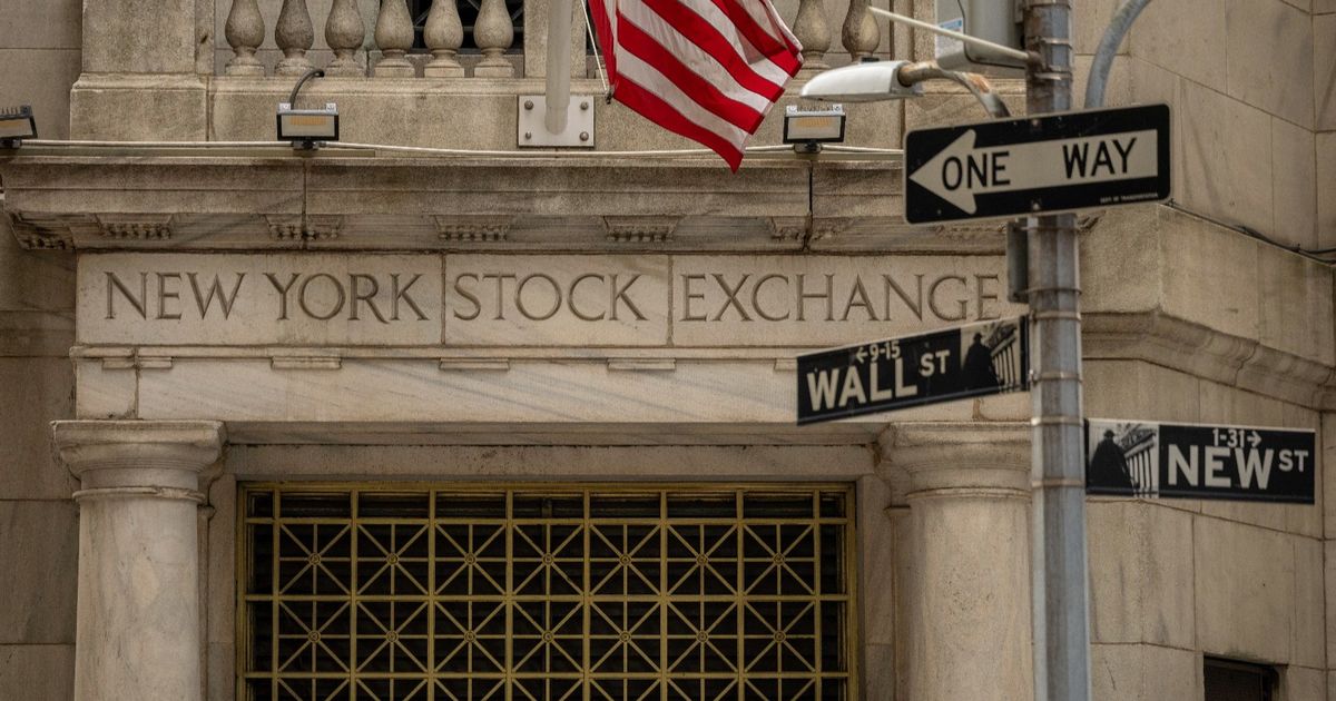 مؤشرات وول ستريت تنخفض وسط ترقب الأسواق لنتائج “إنفيديا”