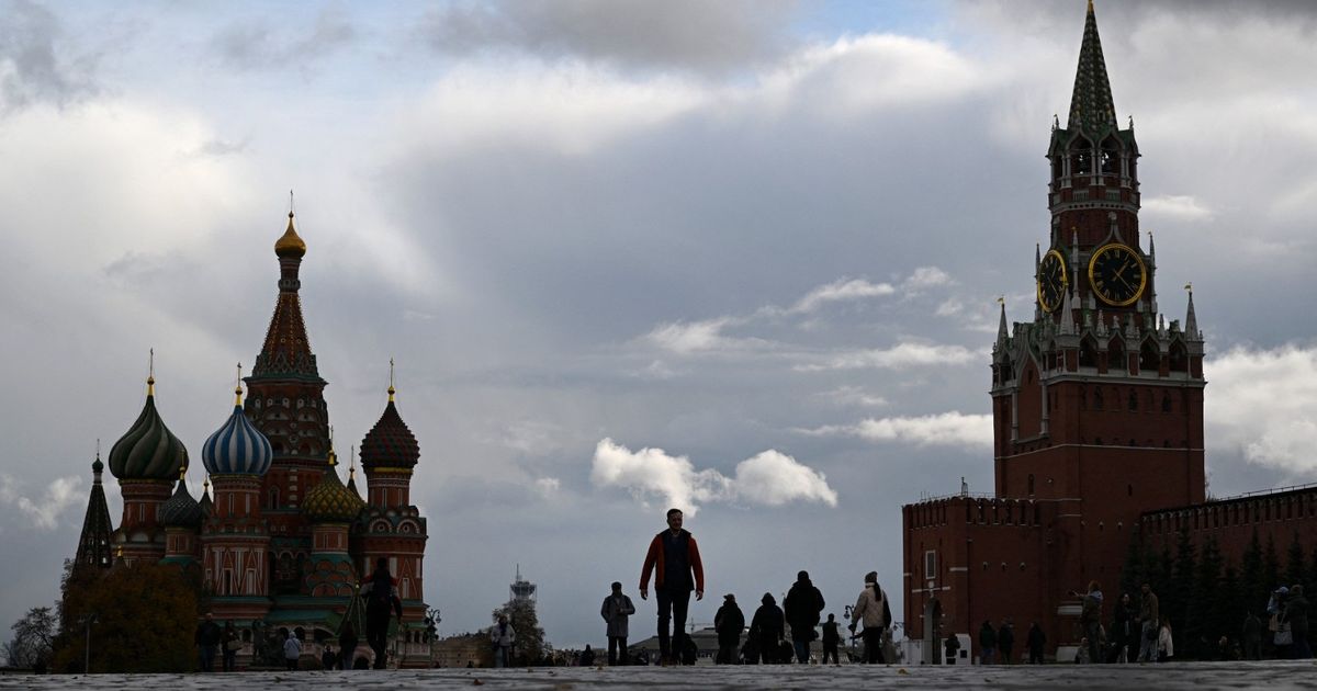 روسيا تصدر أول سندات مقومة باليوان مع اتساع العجز بسبب الحرب