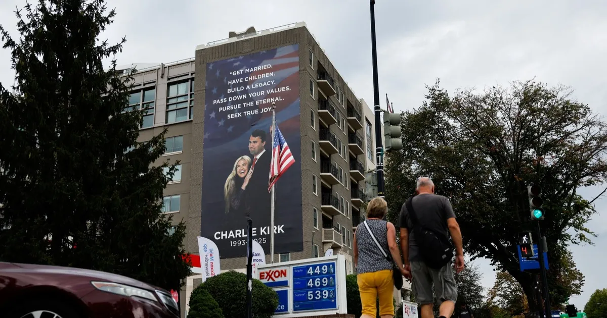 اليمين الأميركي يتحرك لتصدير أجندته عبر الأطلسي