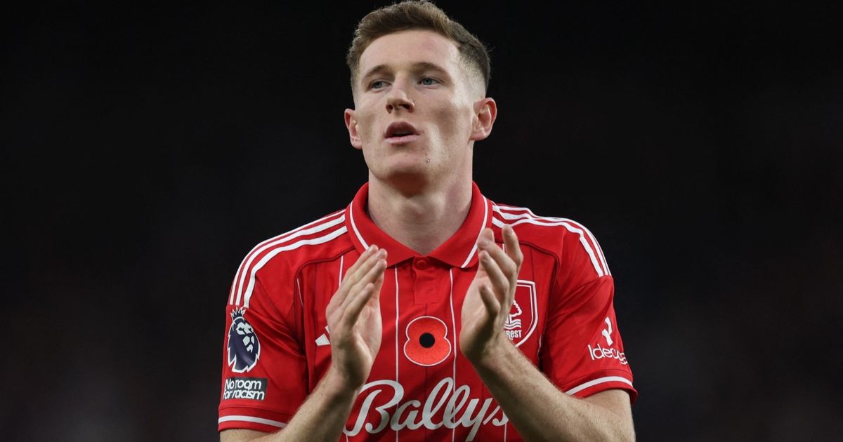 مانشستر سيتي يضغط لضم نجم وسط إنجلترا قبل يونايتد وليفربول