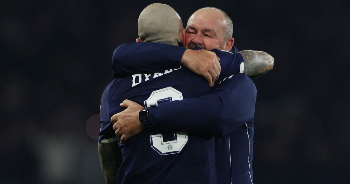 “معدة” مدرب اسكتلندا بشرّته بالتأهل إلى كأس العالم 2026