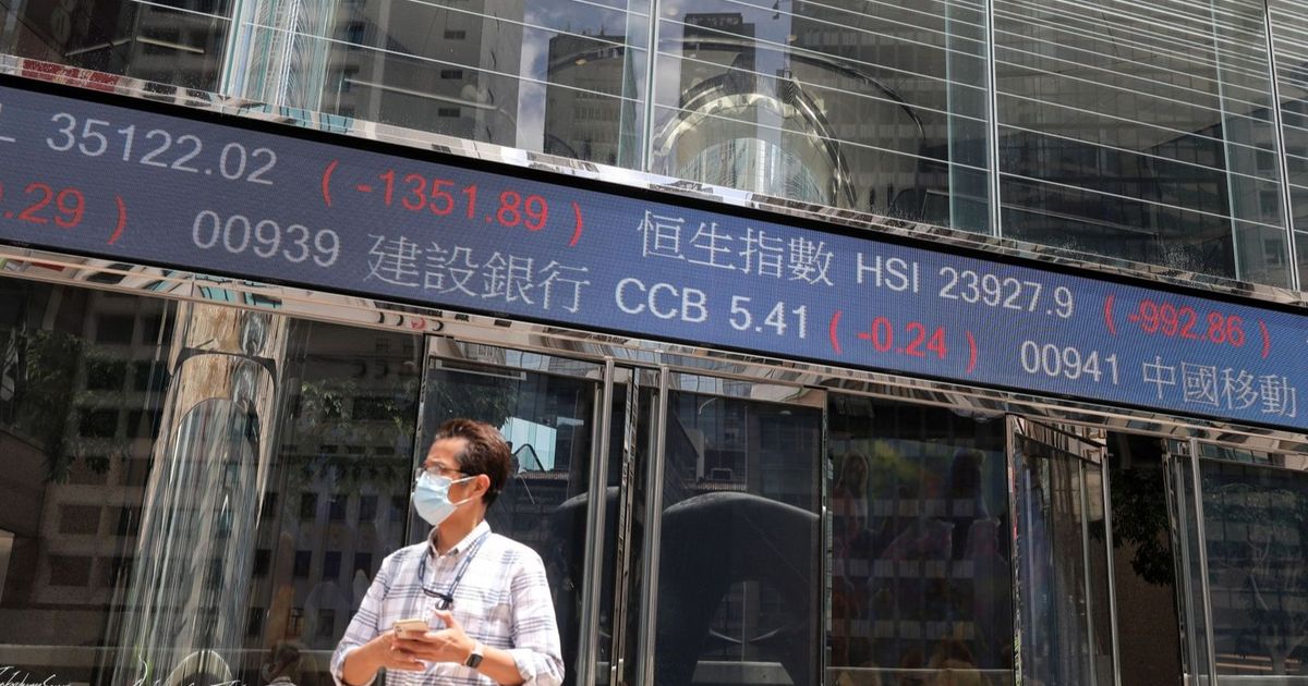 تراجع الأسهم الآسيوية بفعل مخاوف الفائدة و”فقاعة AI”