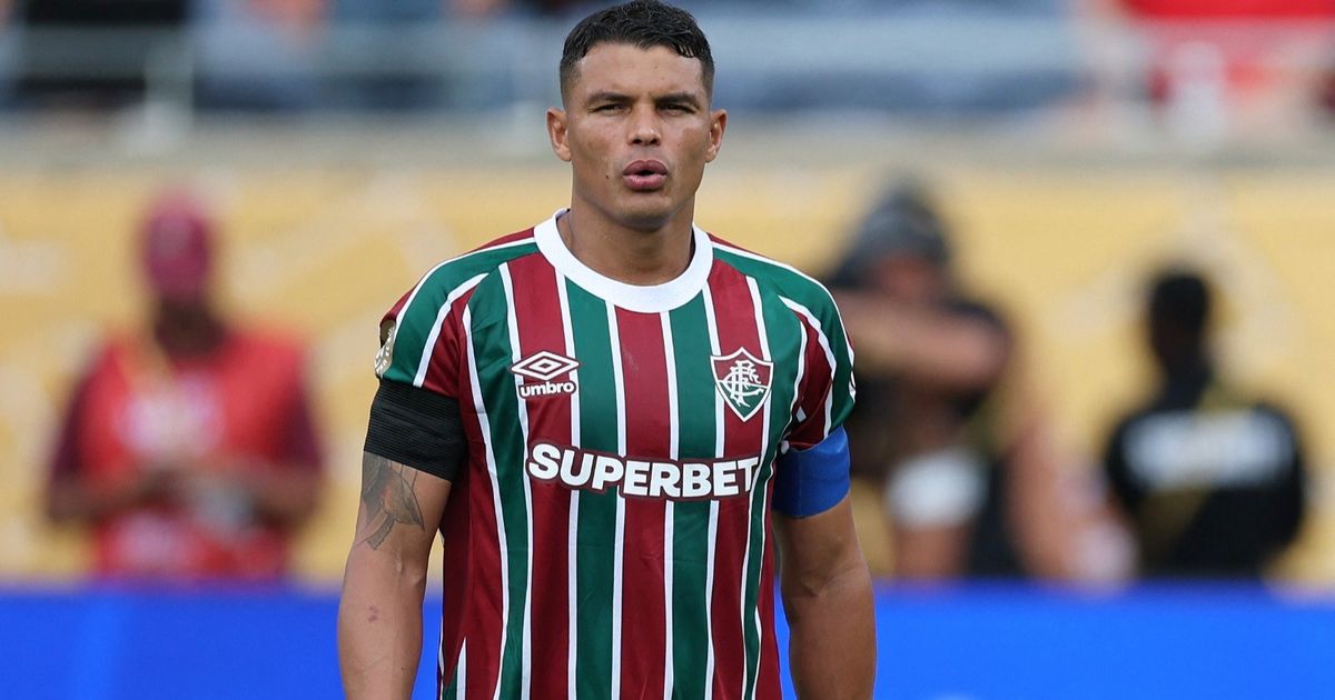 هل يعيد ميلان مدافعه الأسطوري بعد 13 عاماً على رحيله؟