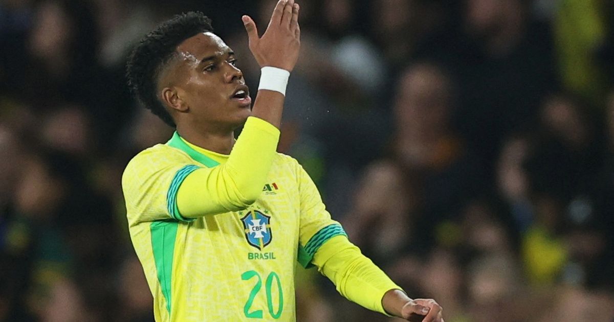 لماذا يُهدد إستيفاو مكانة فينيسيوس ورودريغو في البرازيل؟