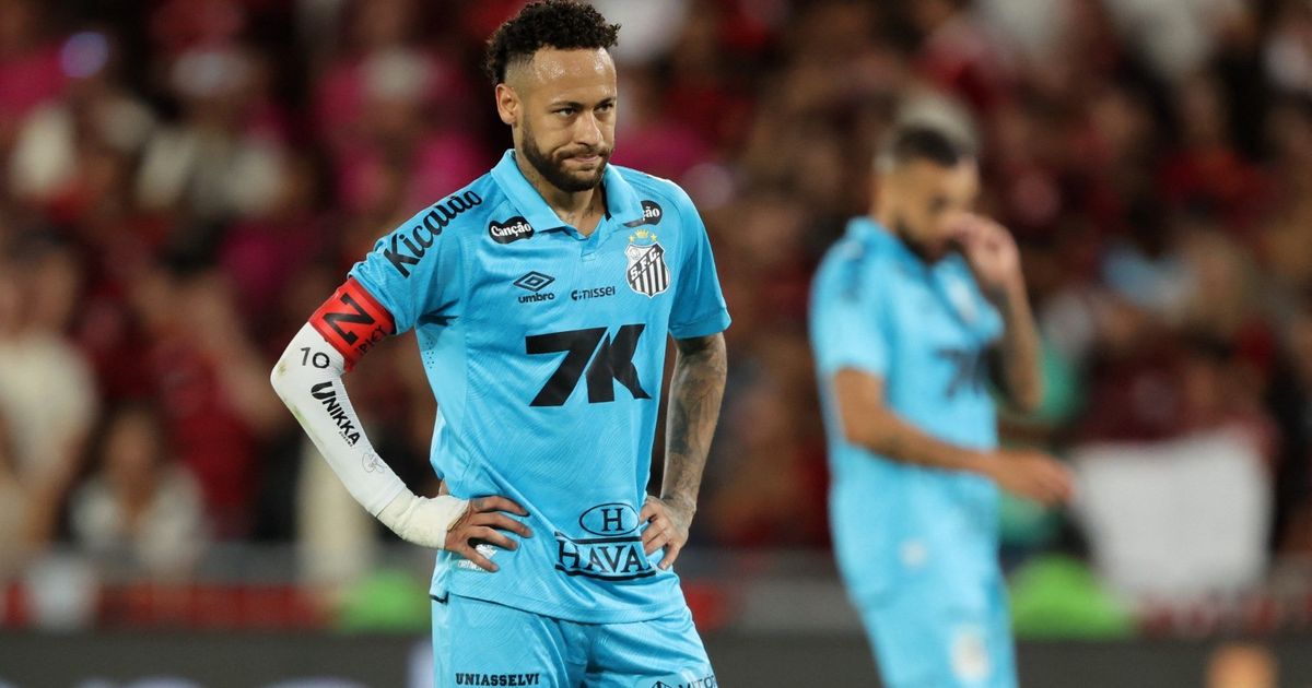 “كذبة أخرى”.. نيمار ينفي اعتذاره لمدرب سانتوس