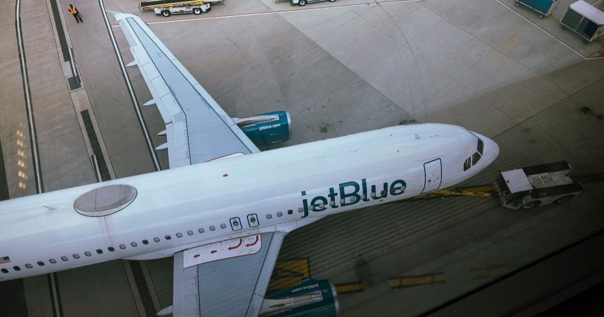 أزمة “إيرباص” تربك حركة الطيران في العالم