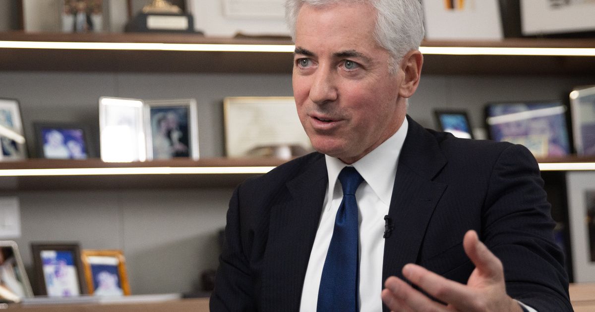 أكمان يستعد لطرح أسهم “بيرشينغ سكوير” للاكتتاب في 2026