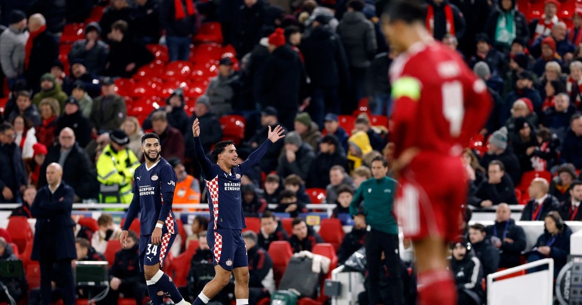 المغربي دريوش لاعب أيندهوفن: سأشاهد مباراة ليفربول مليون مرة