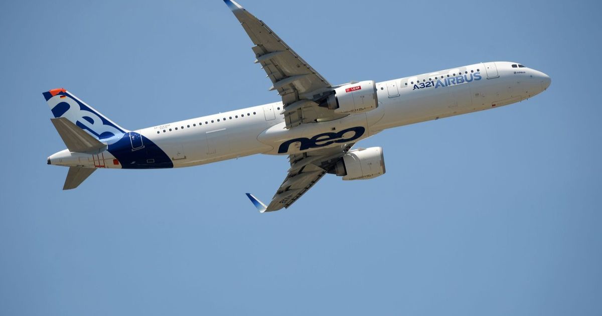 “إيرباص” تنتزع صفقة فلاي دبي من “بوينغ” بطلبية ضخمة