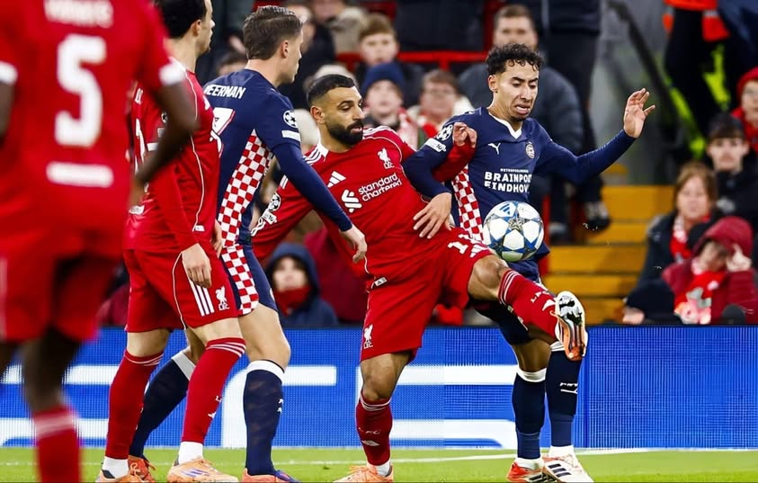 قد تكون صورة ‏‏‏كرة قدم‏، و‏كرة قدم‏‏ و‏تحتوي على النص '‏‎EERNAN S な standara Sarterad chart chartere BR BRAINPOF 會号 AINPOR INDHOV ထိင် 스월‎‏'‏‏