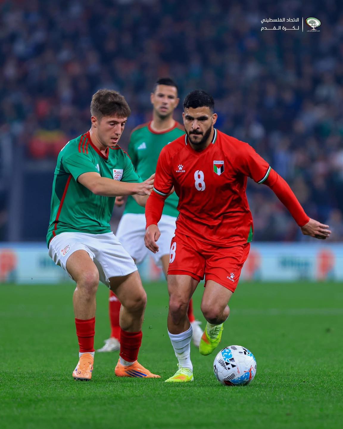 قد تكون صورة ‏‏‏كرة قدم‏، و‏كرة قدم‏‏ و‏نص‏‏