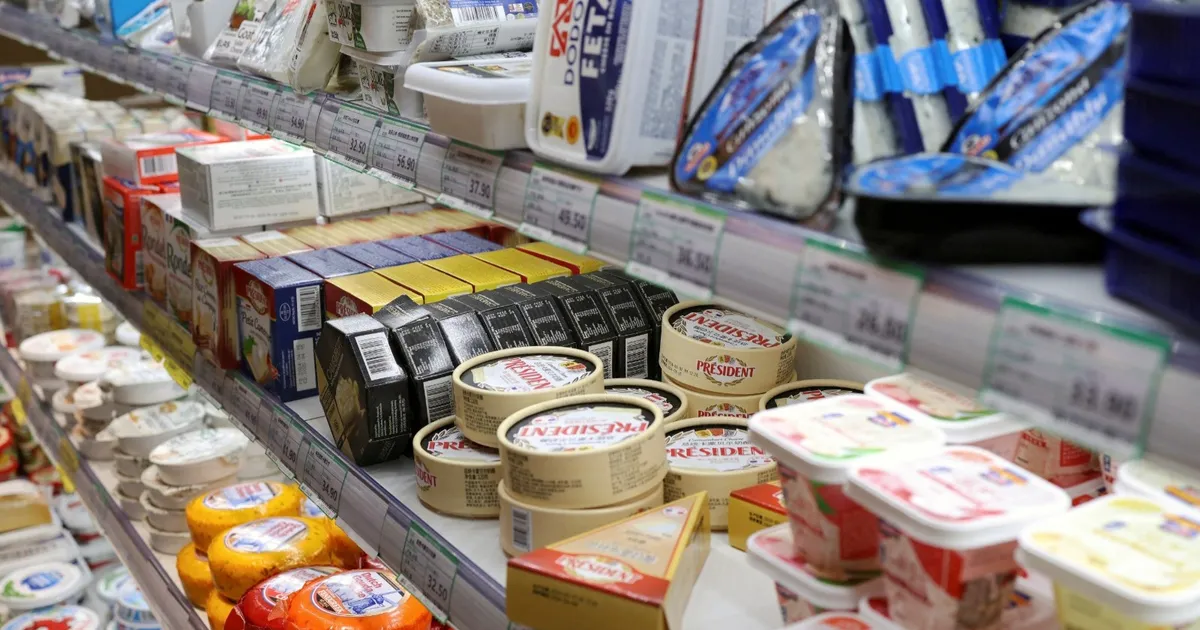 الصين تصعد الحرب التجارية مع أوروبا برسوم على منتجات الألبان