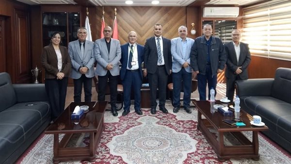 جامعة بورسعيد تستقبل وفد جامعة عمّان الأهلية لتعزيز الشراكة الأكاديمية