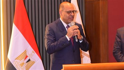 -الصناعة النظيفة جزء من مستقبل الاقتصاد المصري .و” النساجون الشرقيون” نموذج وطني في الصناعة المستدامة وتوفير فرص العمل.