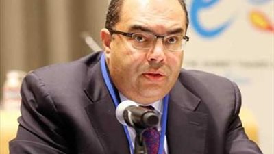 الاقتصاد المصري يغادر “منطقة الخطر” ويحتاج 7% نمواً لإنصاف المواطن